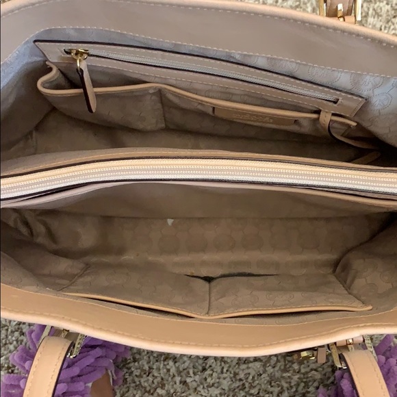 Michael Kors canvas print bag - Picture 4 of 5